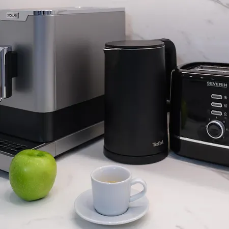 Lägenhet Miro Skolas Exclusive - Spacious Chic, Free Parking *