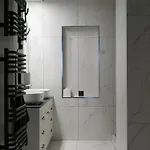 Apartment Miro Skolas Exclusive - Spacious Chic, Free Parking