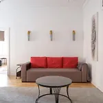 Miro Skolas Exclusive - Spacious Chic, Free Parking