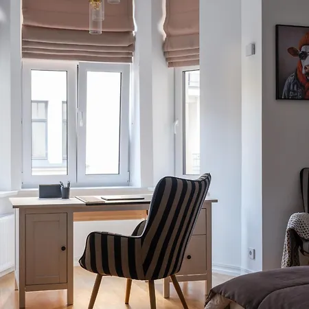 Miro Skolas Exclusive - Spacious Chic, Free Parking