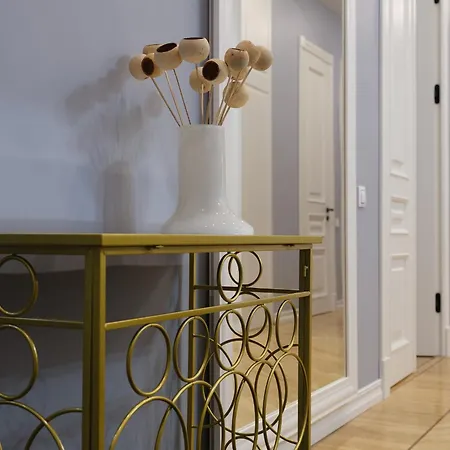 Apartmán Miro Skolas Exclusive - Spacious Chic, Free Parking *