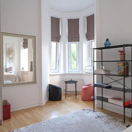 Apartman Miro Skolas Exclusive - Spacious Chic, Free Parking *